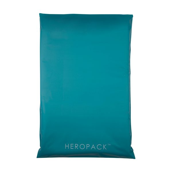 HEROPACK logo on the front side of medium size Heropack mailer